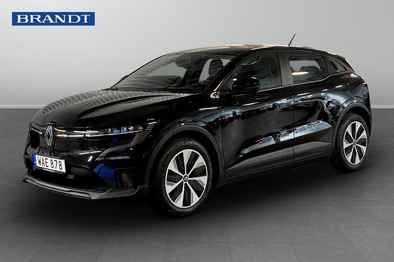 Begagnad Renault Mégane IV Evolution 97 kW (132 HK) 2023 Svart