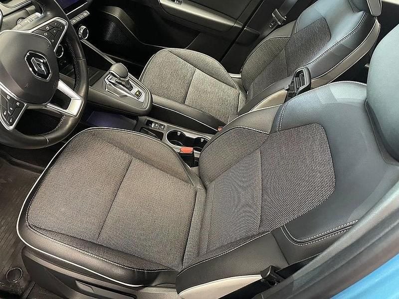 Begagnad Renault Captur Intens 162 HK (119 kW) 2020 Blå SUV