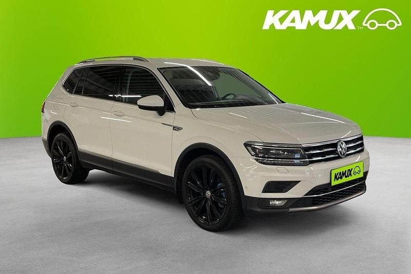 Vit Begagnad 2018 VW Tiguan Allspace SUV | 229 700 kr (Marknadspris) - Bild 1/4