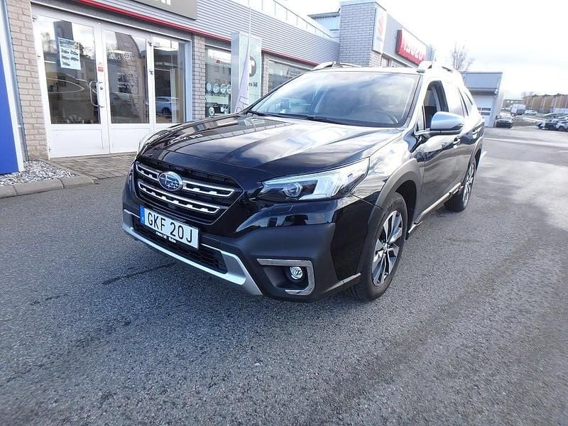 Svart Begagnad 2023 Subaru Outback Kombi | 434 900 kr (Dyr) - Bild 1/4