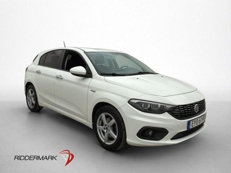 Begagnad Fiat Tipo 120 HK (88 kW) 2019 Vit Halvkombi