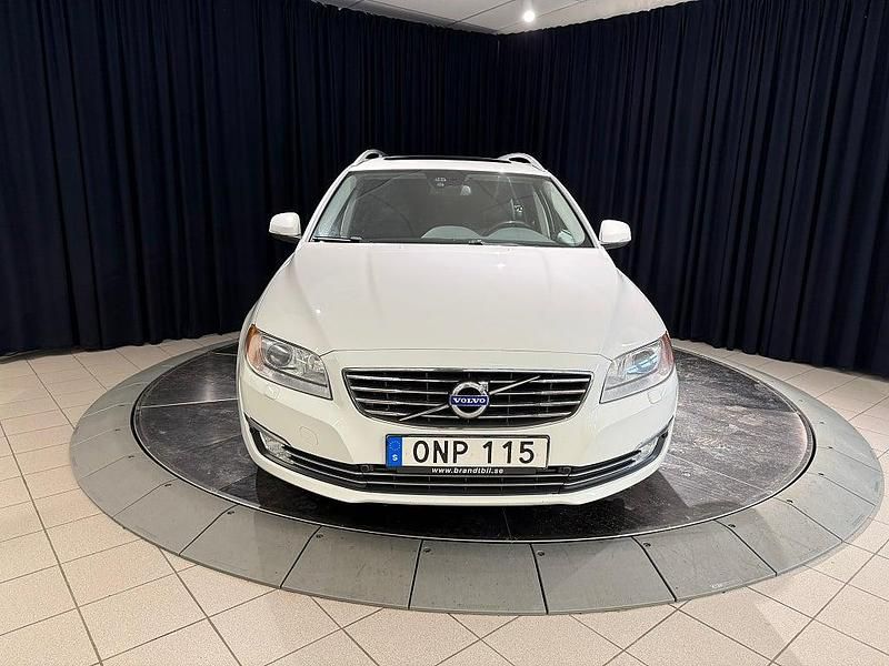 Begagnad 2014 Volvo V70 Inscription 181 HK Kombi – 35246 VÄXJÖ (Företag ...