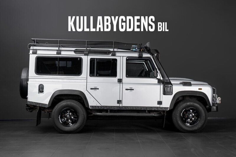 Begagnad Land Rover Defender 123 HK (90 kW) 2011 Grå SUV