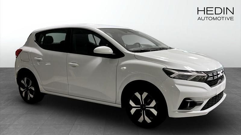 Vit (white) Ny 2025 Dacia Sandero Expression Halvkombi | 219 900 kr (Bra pris) - Bild 1/4