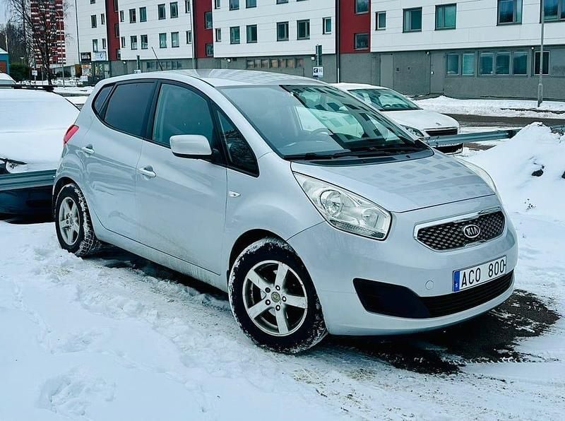 Begagnad Kia Venga 90 HK (66 kW) 2010 Halvkombi