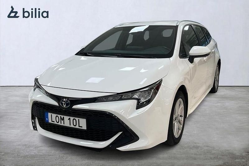 Vit Begagnad 2022 Toyota Corolla Active Kombi | 249 900 kr (Marknadspris) - Bild 1/4