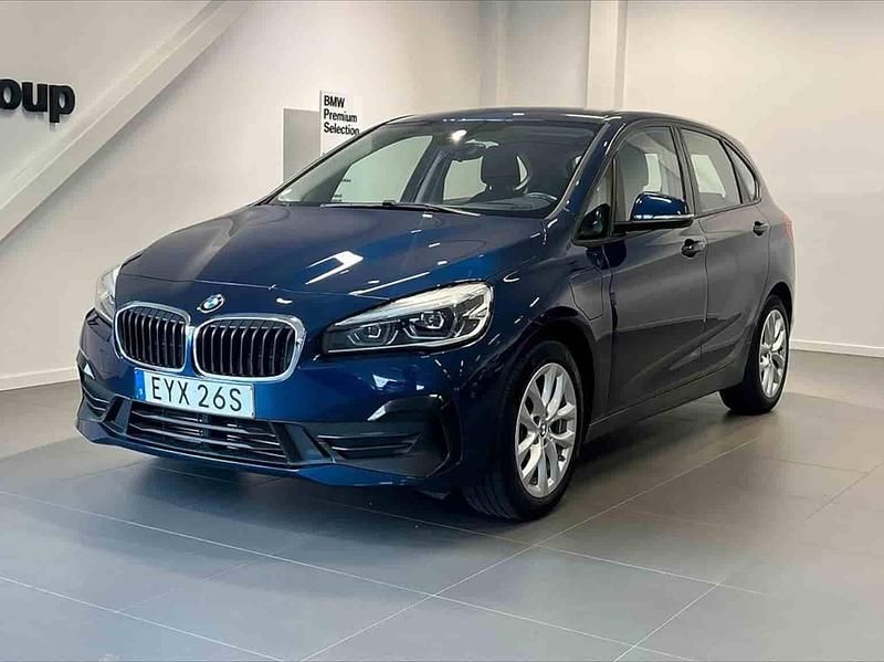 Blå Begagnad 2020 BMW 225 Active Tourer Minibuss | 219 900 kr (Marknadspris) - Bild 1/1