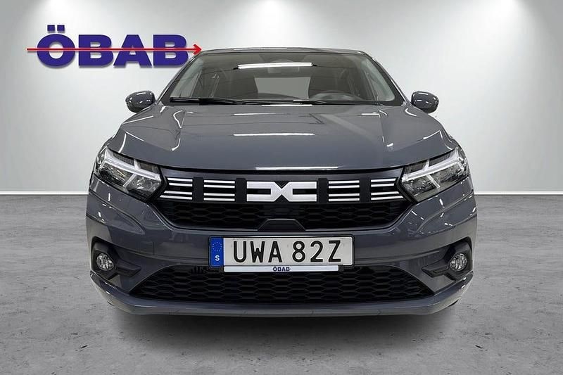 Begagnad Dacia Sandero 91 HK (66 kW) 2024 Grå Halvkombi