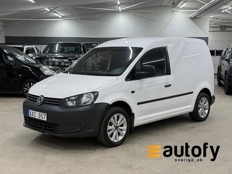 Vit Begagnad 2014 VW Caddy Minibuss | 64 800 kr (Marknadspris) - Bild 1/4