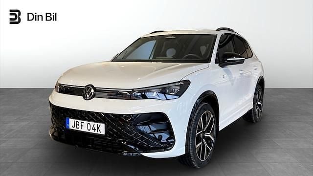 Vit Ny 2025 VW Tiguan R-line SUV | 559 900 kr (Marknadspris) - Bild 1/4