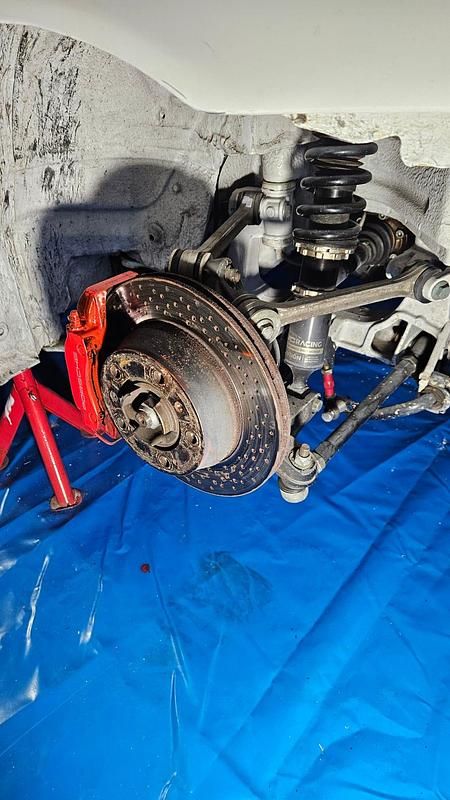 Begagnad Porsche 911 Carrera 320 HK (235 kW) 2003