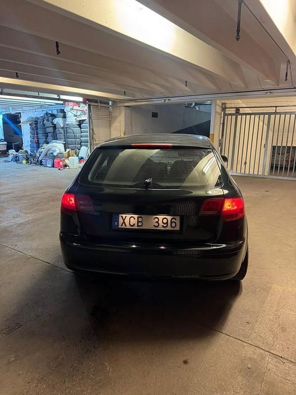 Begagnad Audi A3 200 HK (147 kW) 2006 Grön metallic Halvkombi