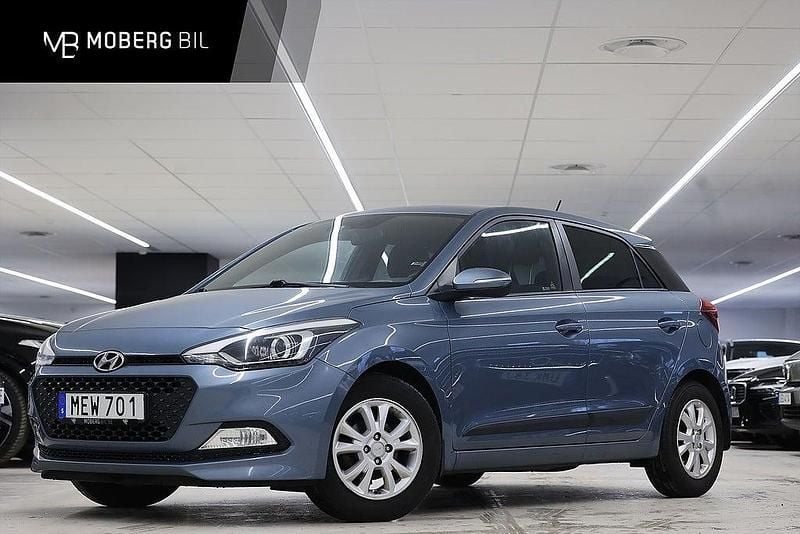 Begagnad Hyundai i20 Edition 84 HK (61 kW) 2016 Blå Halvkombi