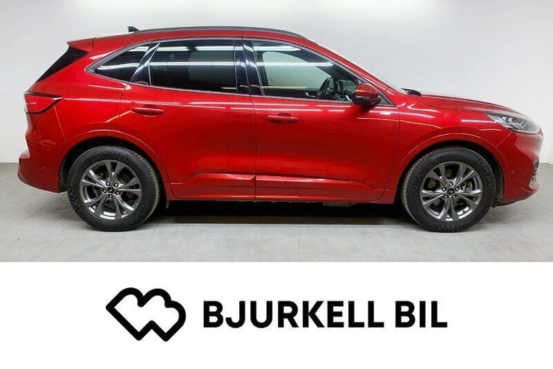 Röd Begagnad 2020 Ford Kuga ST-Line SUV | 254 900 kr (Marknadspris) - Bild 1/4