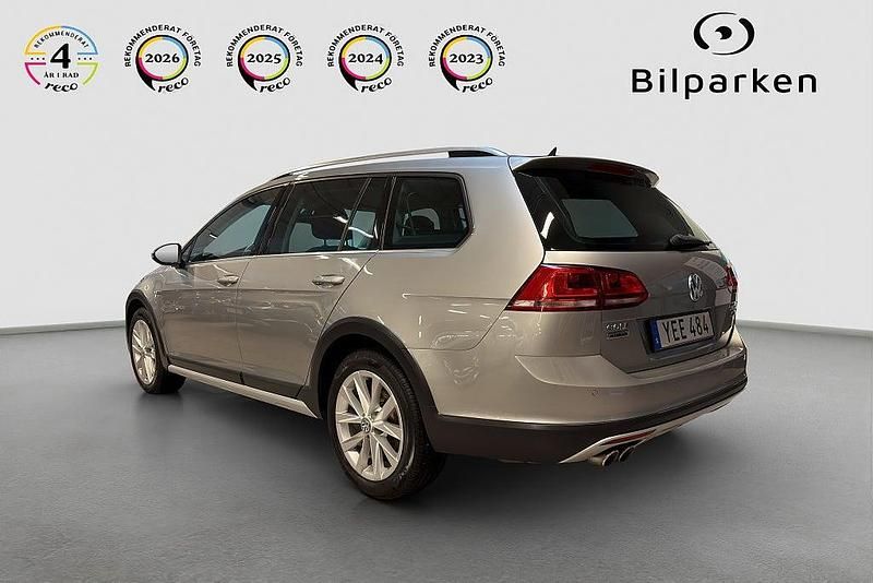 Begagnad VW Golf Alltrack 184 HK (135 kW) 2016 Silver Kombi