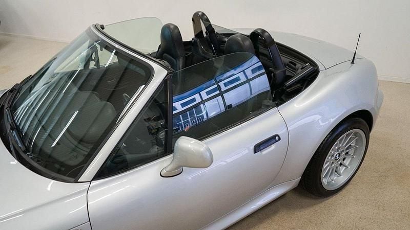 Begagnad BMW Z3 170 HK (125 kW) 2001 Silver Cab