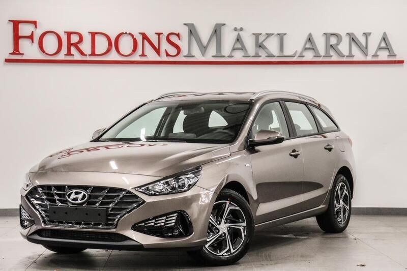 Silky bronze Begagnad 2020 Hyundai i30 Essential Kombi | 279 900 kr - Bild 1/4