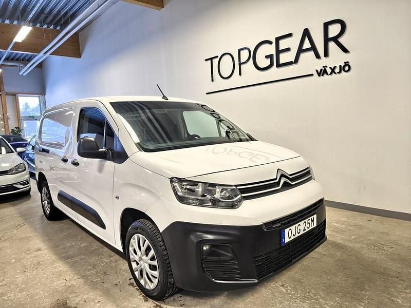 Begagnad Citroën Berlingo 102 HK (75 kW) 2021 Vit Minibuss