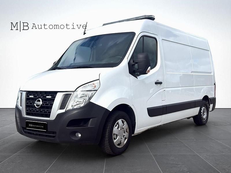 Vit Begagnad 2018 Nissan NV400 Van | 129 900 kr (Marknadspris) - Bild 1/4
