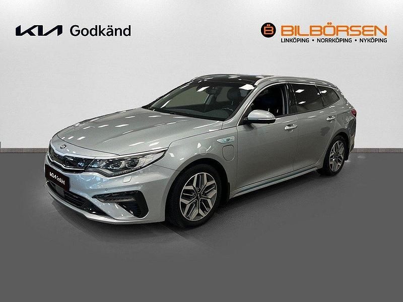 Grå Begagnad 2019 Kia Optima Hybrid 2 Sedan | 199 900 kr (Marknadspris) - Bild 1/4