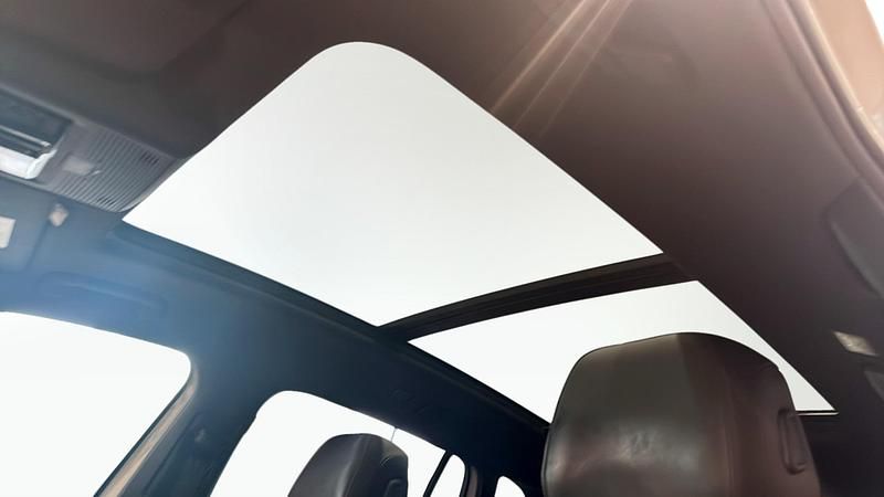 Begagnad VW Tiguan R-line 194 HK (142 kW) 2024 Vit SUV