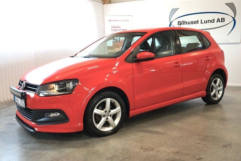 Röd Begagnad 2013 VW Polo R-line Halvkombi | 89 000 kr (Bra pris) - Bild 1/4