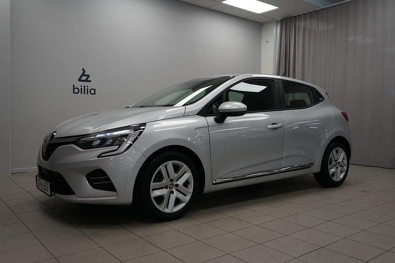 Silver Begagnad 2022 Renault Clio V Zen Halvkombi | 134 900 kr (Marknadspris) - Bild 1/4