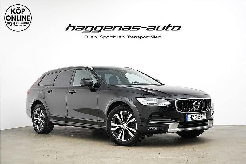 Svart Begagnad 2019 Volvo V90 CC Momentum Kombi | 329 000 kr (Marknadspris) - Bild 1/4