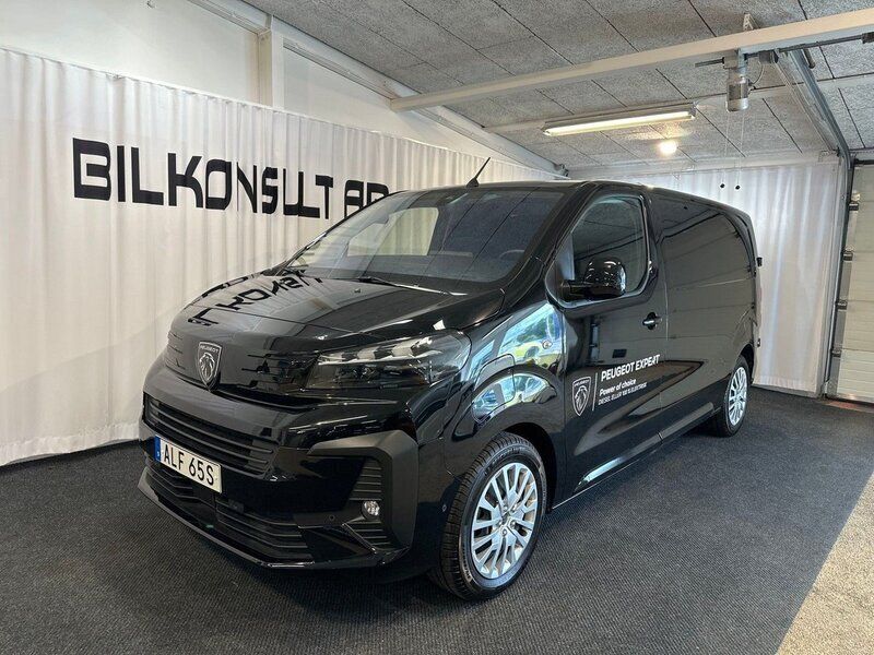 Svart Begagnad 2024 Peugeot e-Expert Van | 498 750 kr - Bild 1/4