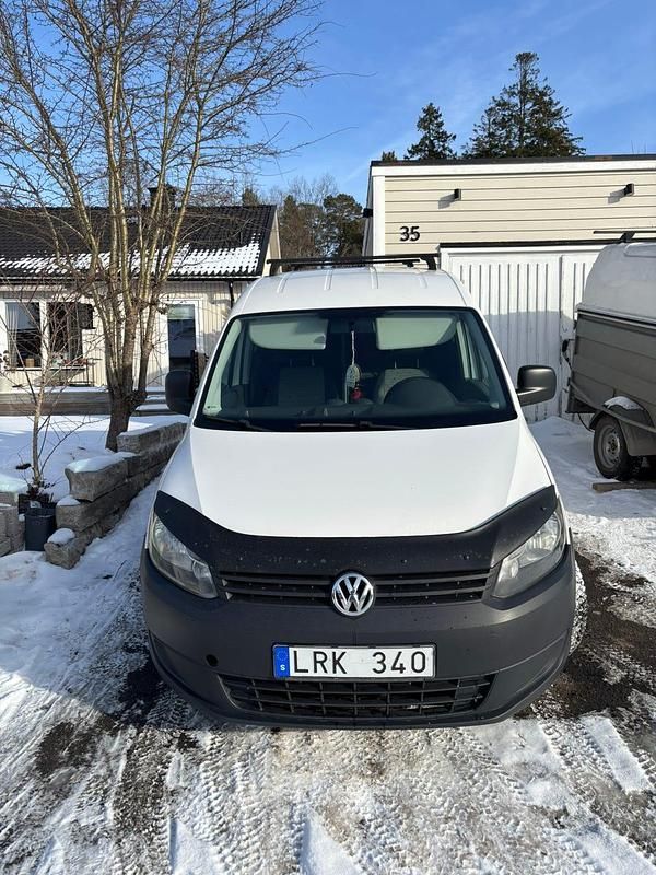 Begagnad VW Caddy 102 HK (75 kW) 2011 Minibuss