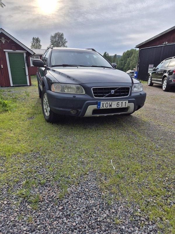 Svart Begagnad 2006 Volvo XC70 SUV | 10 500 kr - Bild 1/3