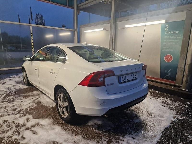 Begagnad 2011 Volvo S60 Sedan | 125 000 kr (Marknadspris) - Bild 1/4