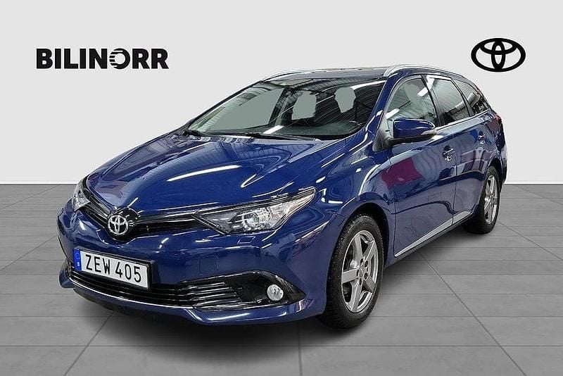 Blå Begagnad 2018 Toyota Auris Edition Kombi | 139 900 kr (Bra pris) - Bild 1/4