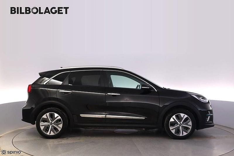 Begagnad Kia e-Niro Advance 150 kW (204 HK) 2021 Svart SUV