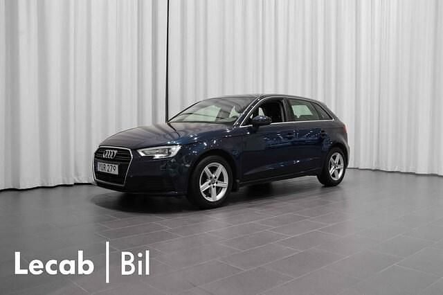 Kosmosblå metallic Begagnad 2017 Audi A3 Proline | 164 500 kr (Marknadspris) - Bild 1/4