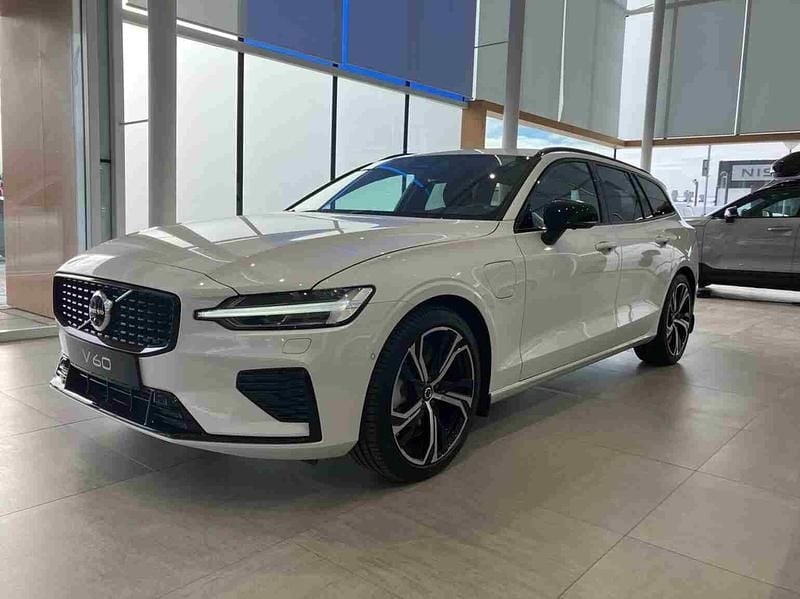 Vit Ny 2024 Volvo V60 Plus Kombi | 606 900 kr - Bild 1/1