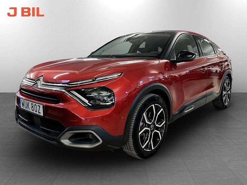 Röd Begagnad 2022 Citroën e-C4 Exclusive Halvkombi | 209 900 kr (Marknadspris) - Bild 1/3