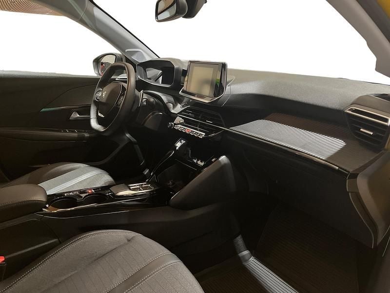 Begagnad Peugeot 208 Allure 101 HK (74 kW) 2022 Gul Halvkombi