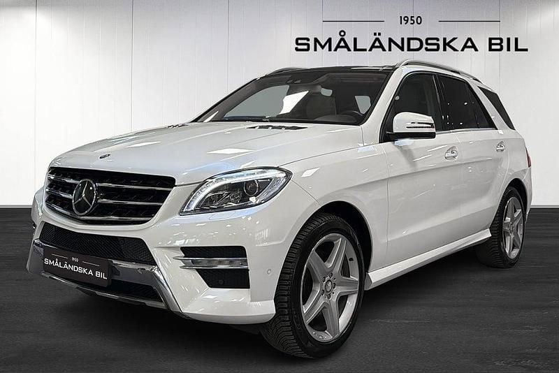 Begagnad Mercedes ML350 AMG line 258 HK (189 kW) 2012 Vit SUV