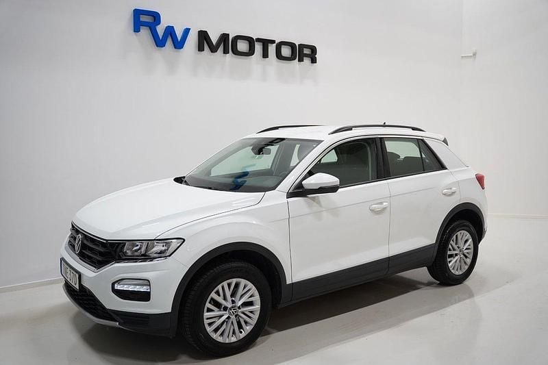 Vit Begagnad 2021 VW T-Roc SUV | 238 900 kr (Bra pris) - Bild 1/4