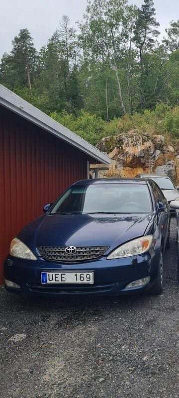 Begagnad 2003 Toyota Camry Sedan | 42 000 kr (Marknadspris) - Bild 1/1