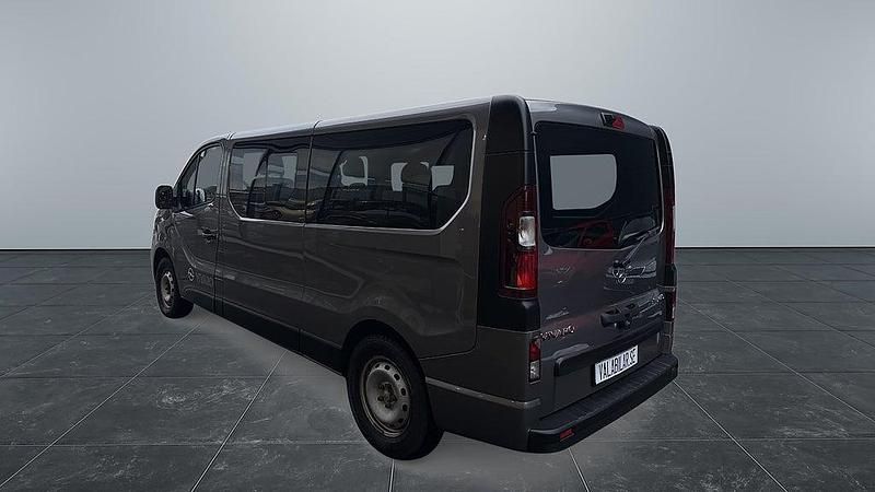Begagnad Opel Vivaro 125 HK (91 kW) 2018 Grå Minibuss