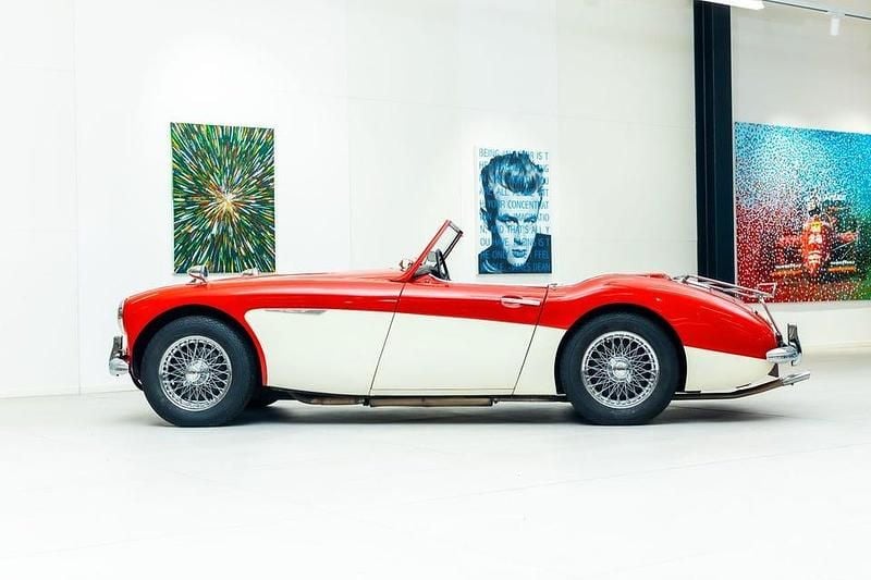 Röd Begagnad 1958 Austin Healey 100 Cab | 525 000 kr - Bild 1/4