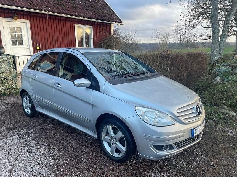 Begagnad 2006 Mercedes B170 Minibuss | 35 750 kr (Lite dyr) - Bild 1/4