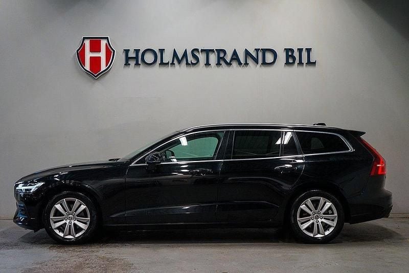 Svart Begagnad 2019 Volvo V60 Momentum Kombi | 239 800 kr (Bra pris) - Bild 1/4