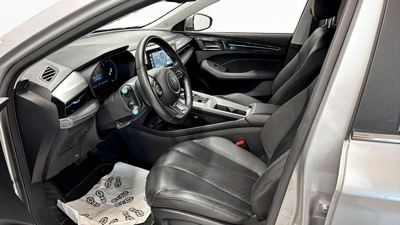 Begagnad MG MG5 EV Luxury 115 kW (157 HK) 2022 Grå (grey) Kombi