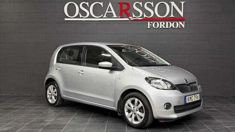 Begagnad Skoda Citigo 61 HK (44 kW) 2014 Silver Halvkombi
