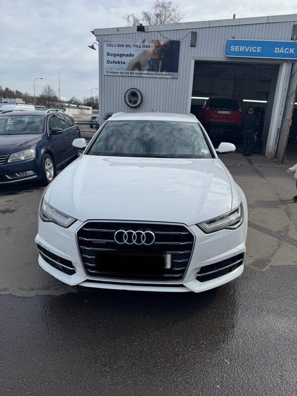 Vit Begagnad 2017 Audi A6 Ambition Kombi | 210 000 kr (Marknadspris) - Bild 1/4