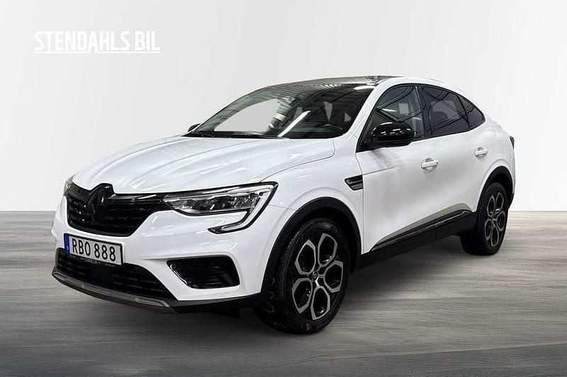 Svart Begagnad 2022 Renault Arkana Intens SUV | 229 000 kr (Marknadspris) - Bild 1/4