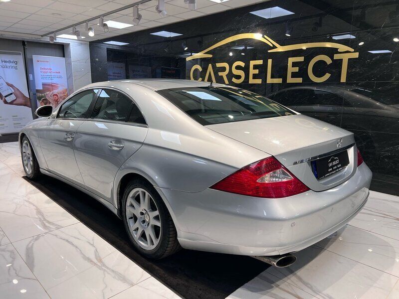 Begagnad Mercedes CLS350 272 HK (200 kW) 2006 Silver Sportkupé